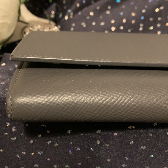 🥊 PRICE DROP
Authentic CELINE | LARGE FLAP WALLET IN GRAINED CALFSKIN GREY - Picture 13 of 14